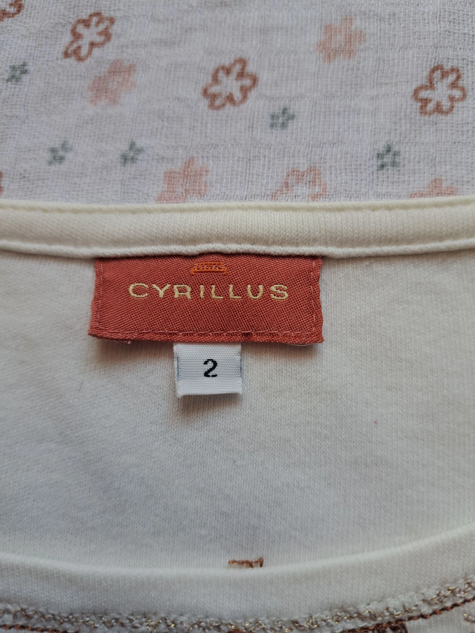 🌸 Camiseta MC con bordados Cyrillus - Talla 38 - Muy buen estado – photo 5